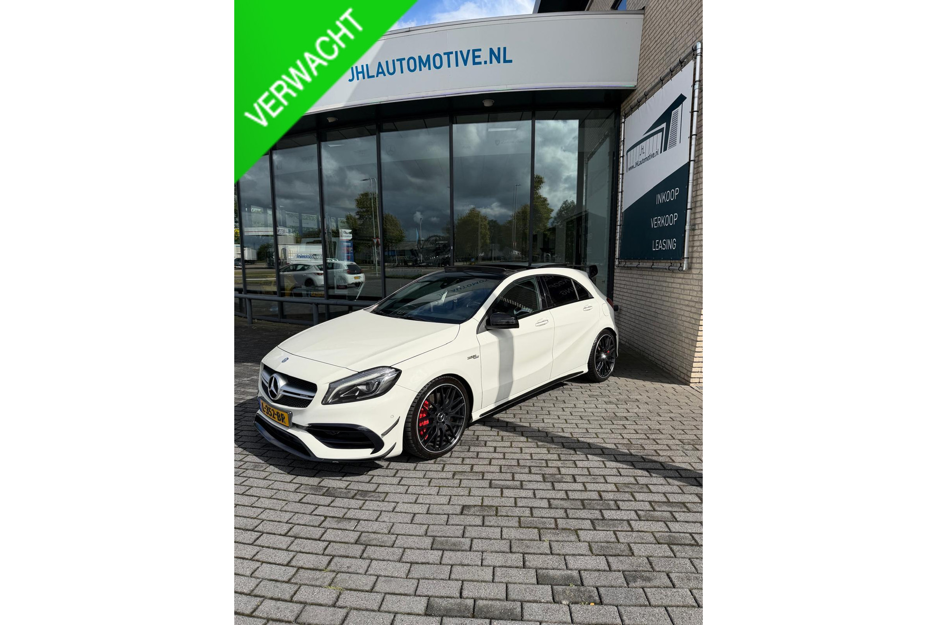 Mercedes-Benz A-Klasse AMG 45 4MATIC*381PK*FACELIFT*AERO*PANO*KUIPST*FULL